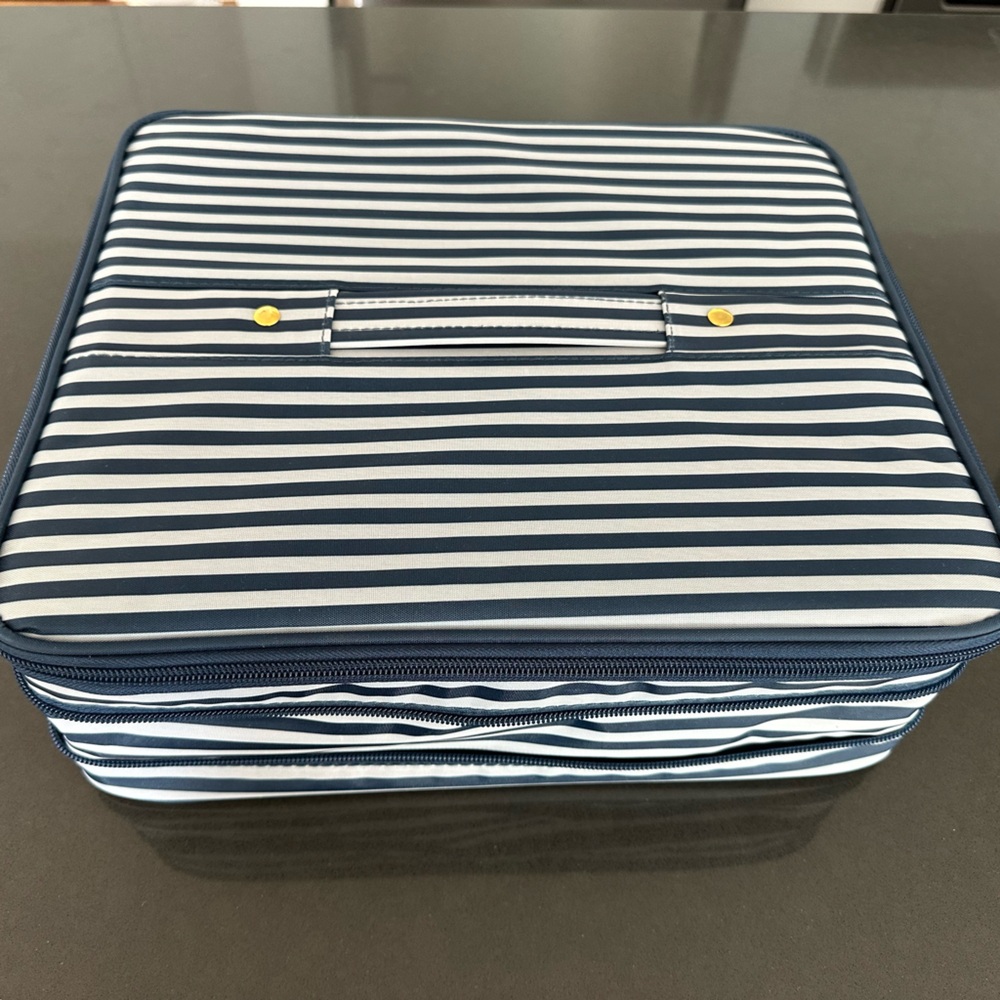 Joy Mangano Jewelry Storage Case
Blue White Stripe